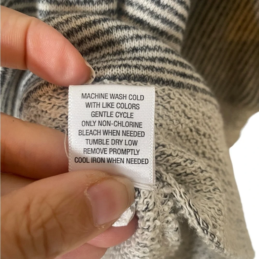 Massio hooded sweater Size XL - Picture 4 of 5